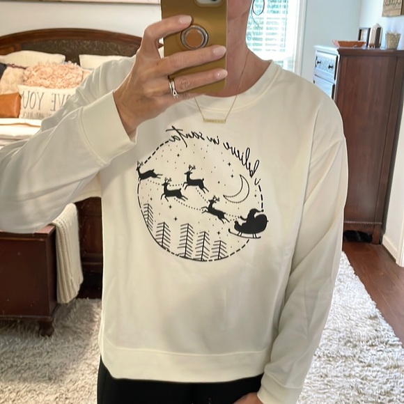 Fifth Sun Cream Minimalist "I believe in Santa" Christmas Sweatshirt Size L - Picture 3 of 10